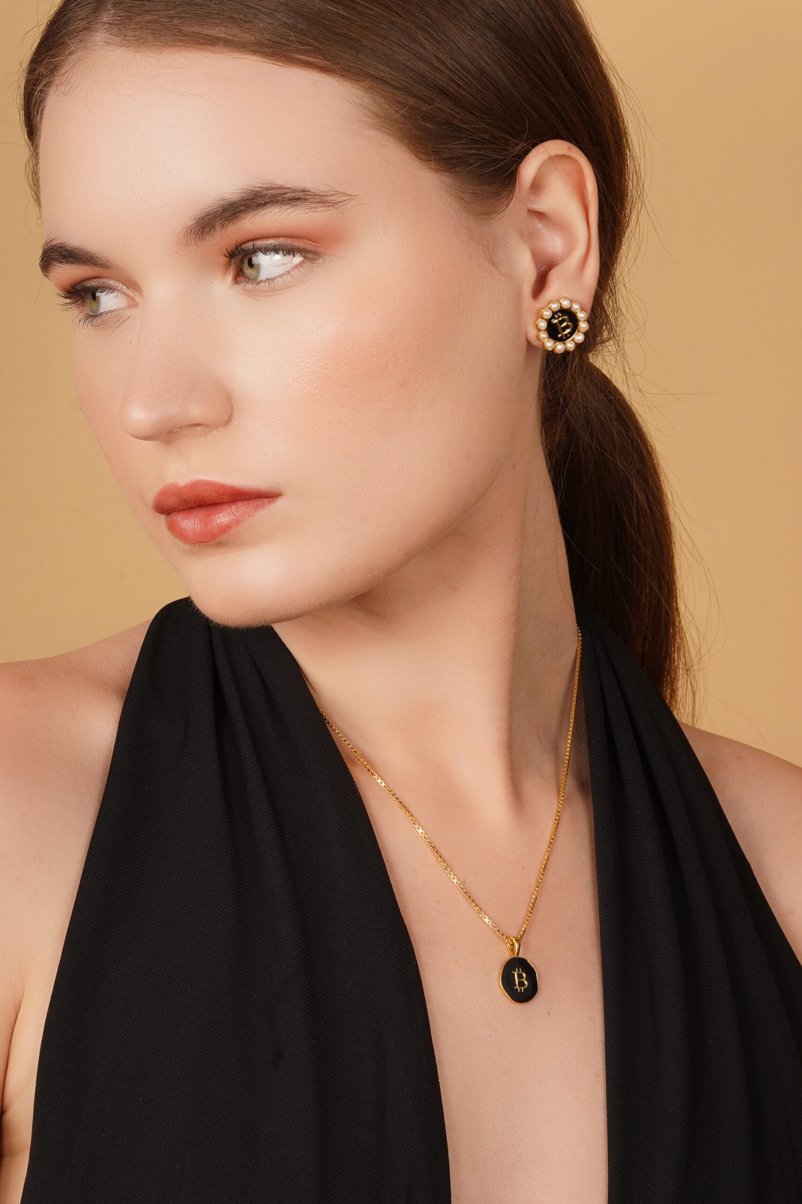 HODL and Shine Earrings (Black)