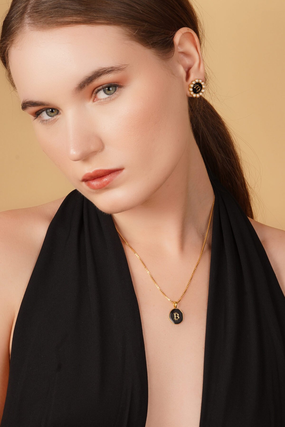 HODL and Shine Earrings (Black)